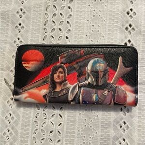NWOT Star Wars Themed Wallet with Characters